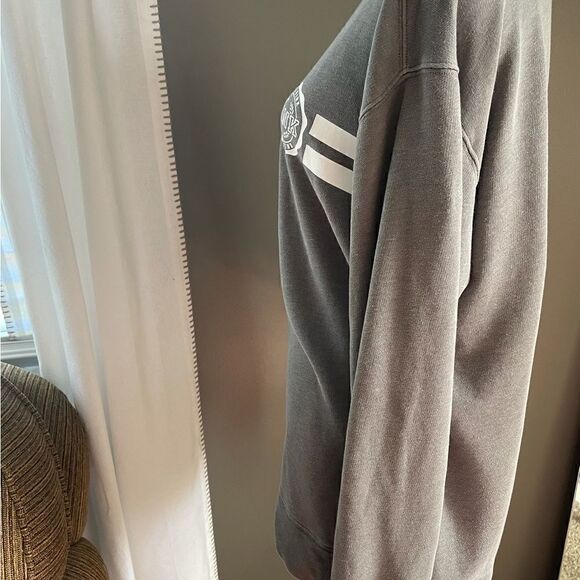 PINK Victoria’s Secret Gray Sweatshirt - Picture 4 of 6
